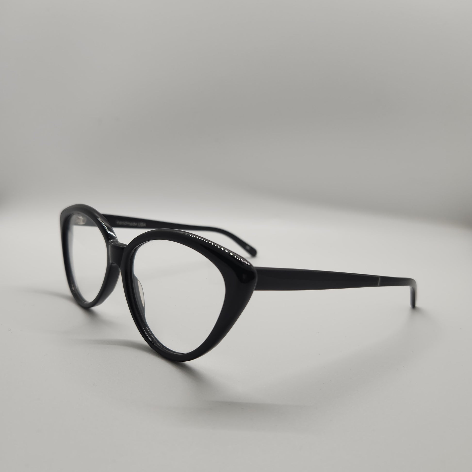 Black cat-eye frame profile