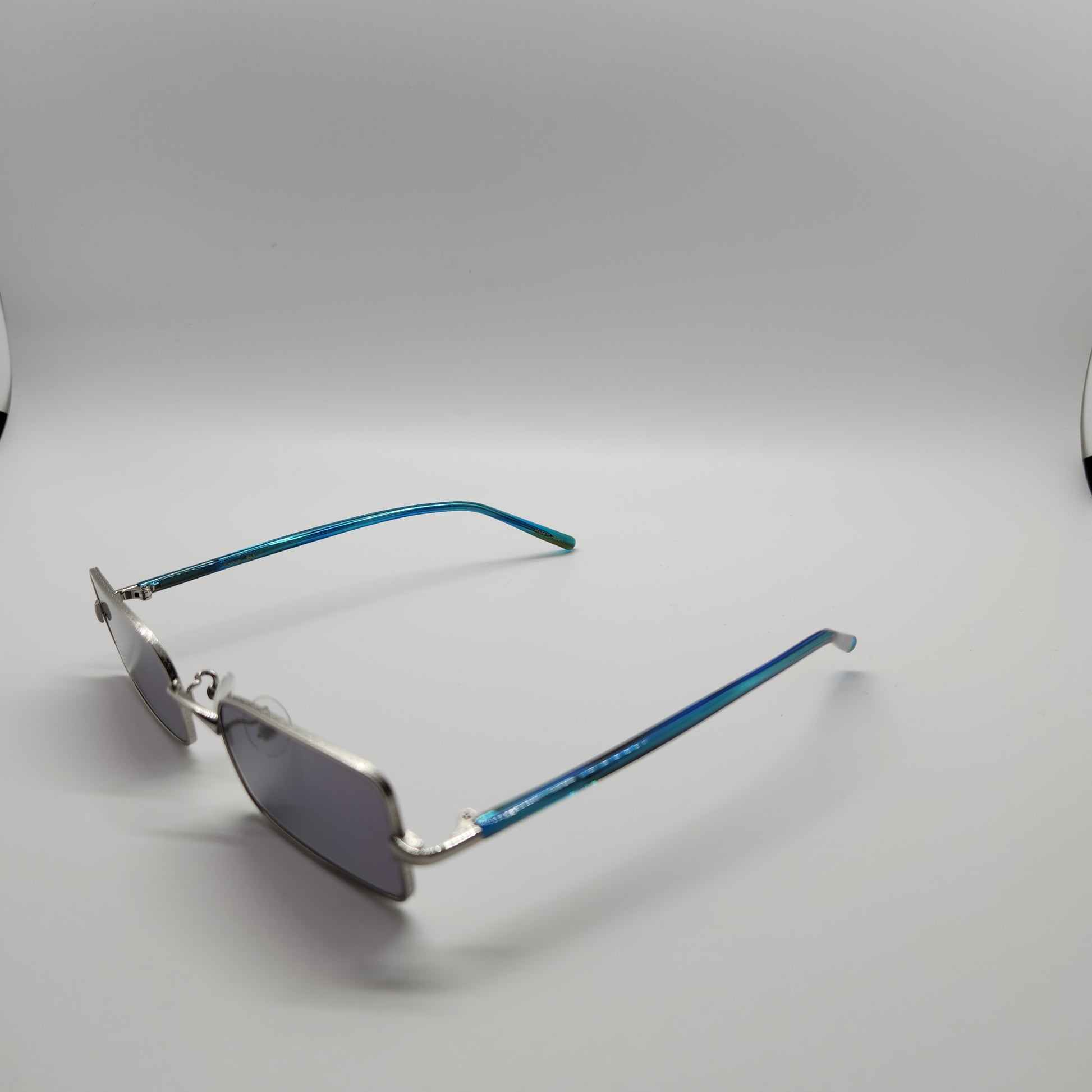 Tommy Silver Sunglasses Profile